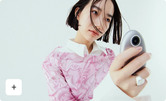 kyu camera in hand
